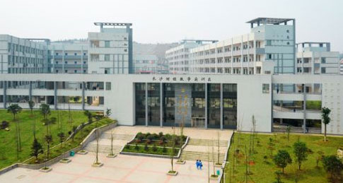 �L(zh��ng)ɳؔ(c��i)��(j��ng)�W(xu��)У�ݲ��ҹ���